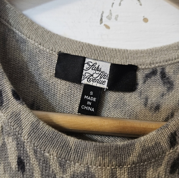 Saks Fifth Avenue Leopard Print Sleeveless Top - Picture 2 of 6